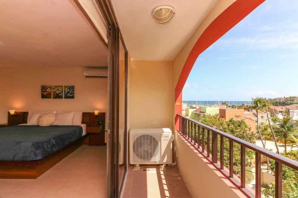 The Plaza Suites Humacao Exterior photo